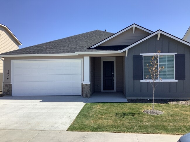 property at 1416 N Garnet Creek Ave