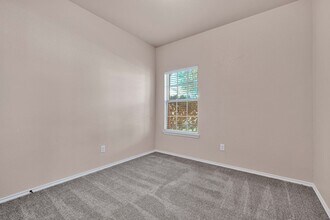 10526 Corvey Ln in Helotes, TX - Building Photo - Building Photo