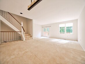 1339 Templeton Pl in Rockville, MD - Building Photo - Building Photo