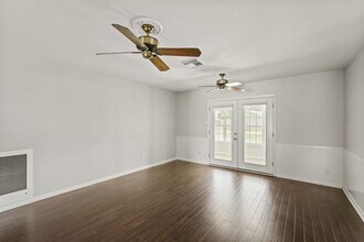 10226 Rothbury St in Houston, TX - Building Photo - Building Photo