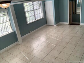 1200 Wallace St-Unit -A,B,C in Coral Gables, FL - Building Photo - Building Photo