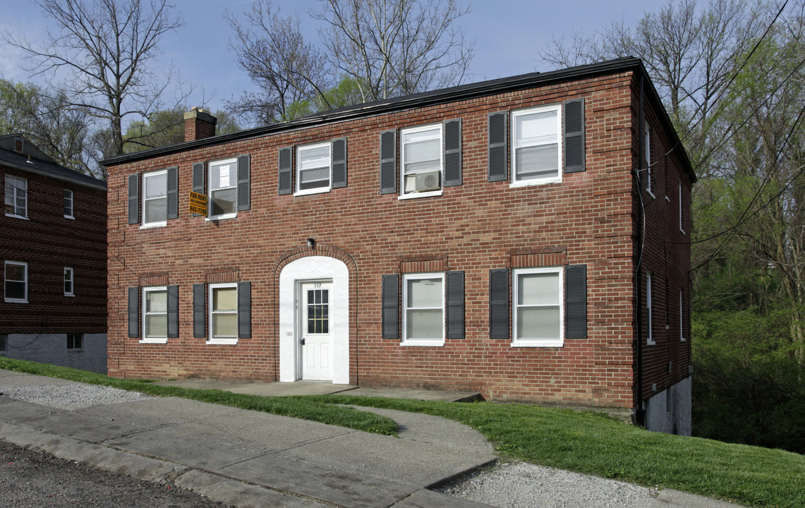 117 Glenridge Pl in Cincinnati, OH - Foto de edificio