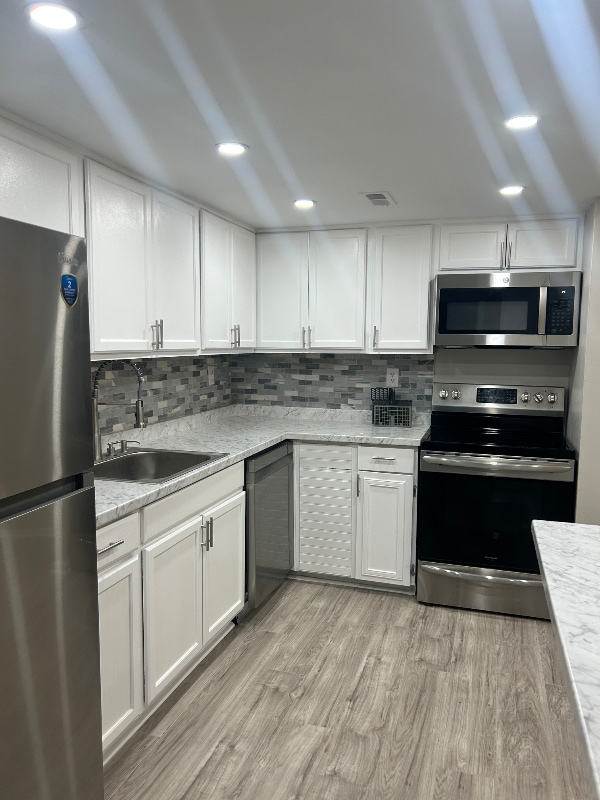 3217 Hunters Mill Dr