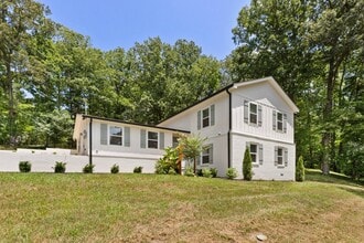 1829 E Haley's Creek Rd in Centerville, TN - Building Photo - Building Photo