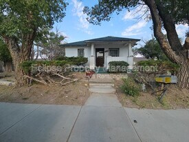 516 Washington Ave in Alamosa, CO - Building Photo