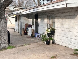 611 S 25th St in Temple, TX - Building Photo