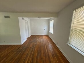 8117 Bluemont Way in St. Louis, MO - Building Photo - Building Photo