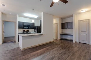 The Lakeshore Apartment Homes in Lake Dallas, TX - Building Photo