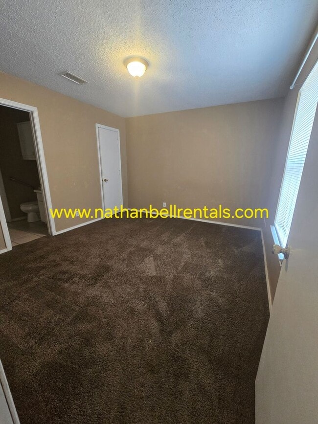 1022 3rd St SW in Paris, TX - Building Photo - Building Photo
