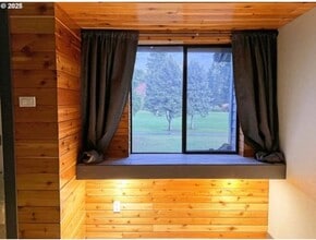 20647 NW Lapine Way in Portland, OR - Building Photo - Building Photo