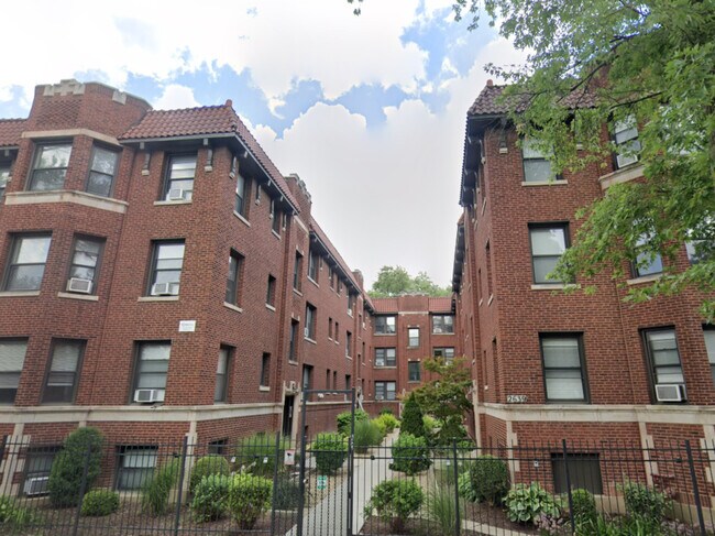 property at 2639 N Spaulding Ave