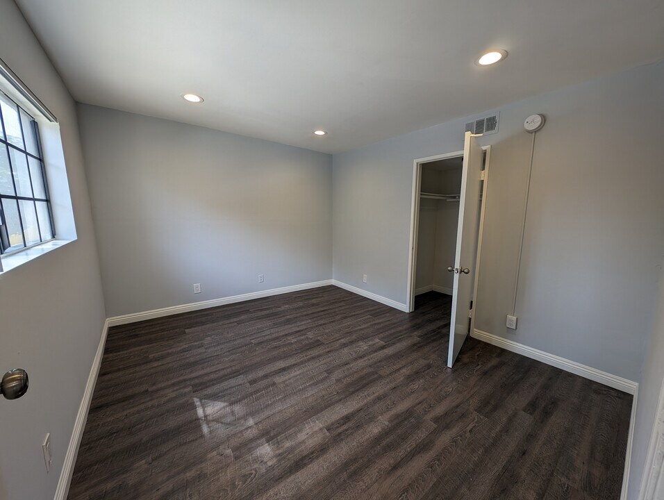 Meridian Hollywood in Los Angeles, CA - Building Photo