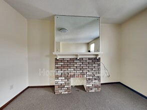 707 Idlewood Ave in Carnegie, PA - Building Photo - Building Photo
