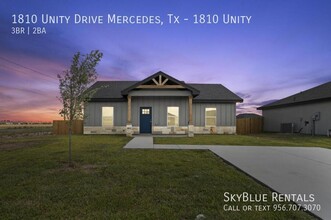 1810 Unity Dr in Mercedes, TX - Building Photo - Building Photo