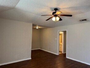 1152 Landsdale Ln in Saginaw, TX - Building Photo - Building Photo