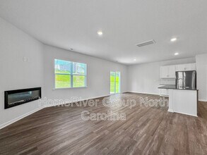 1358 37th Ave Lane NE in Hickory, NC - Building Photo - Building Photo