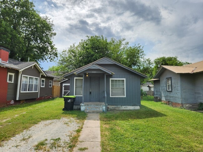 property at 421 S Johnston Ave