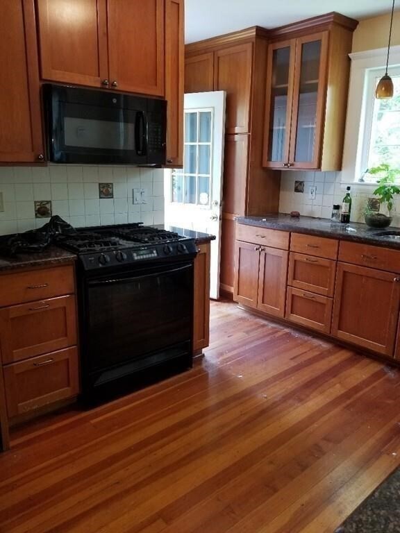 7 Jackson Terrace in Newton, MA - Building Photo - Building Photo