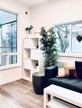 1906 Grant St in Vancouver, BC - Building Photo - Building Photo