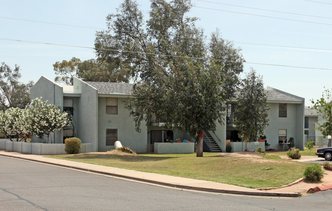 Oasis in Mesa in Mesa, AZ - Foto de edificio - Building Photo