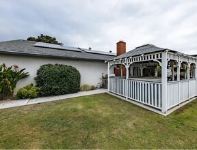 3154 Valaria Dr N in Highland, CA - Building Photo - Building Photo