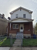 1410 Beechview Ave in Pittsburgh, PA - Building Photo