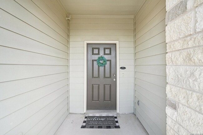 633 Oleander Crk in New Berlin, TX - Building Photo - Building Photo