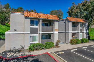 Ocean Vista in Oceanside, CA - Foto de edificio - Building Photo