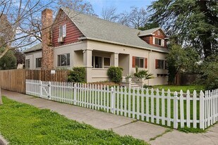 403 Ash St in Chico, CA - Building Photo