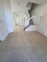 2117 NE 7th St in Homestead, FL - Building Photo - Building Photo