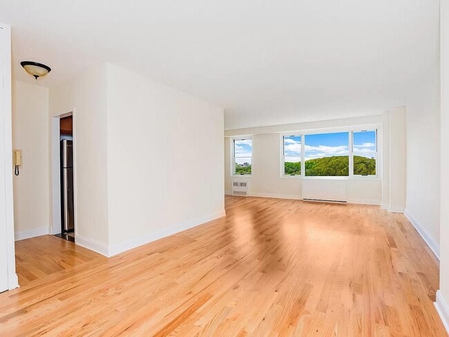 property at 2400 Johnson Ave