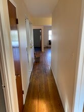 10138 104th St, Unit 2nd Floor in Ozone Park, NY - Building Photo - Building Photo