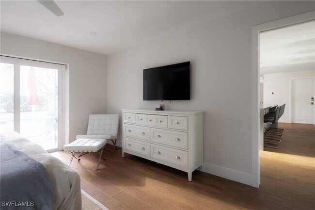 property at 409 Cypress Way E