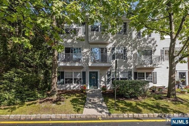 property at 2191 Kent Ct