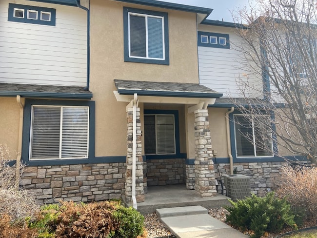 2426 Parkfront Dr in Fort Collins, CO - Building Photo - Building Photo