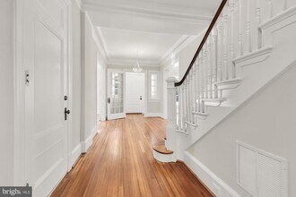 4201 Bradley Ln in Chevy Chase, MD - Building Photo - Building Photo