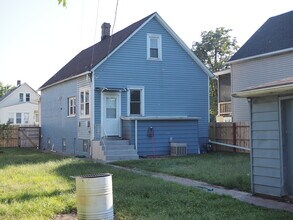 32 156th St in Calumet City, IL - Building Photo - Building Photo