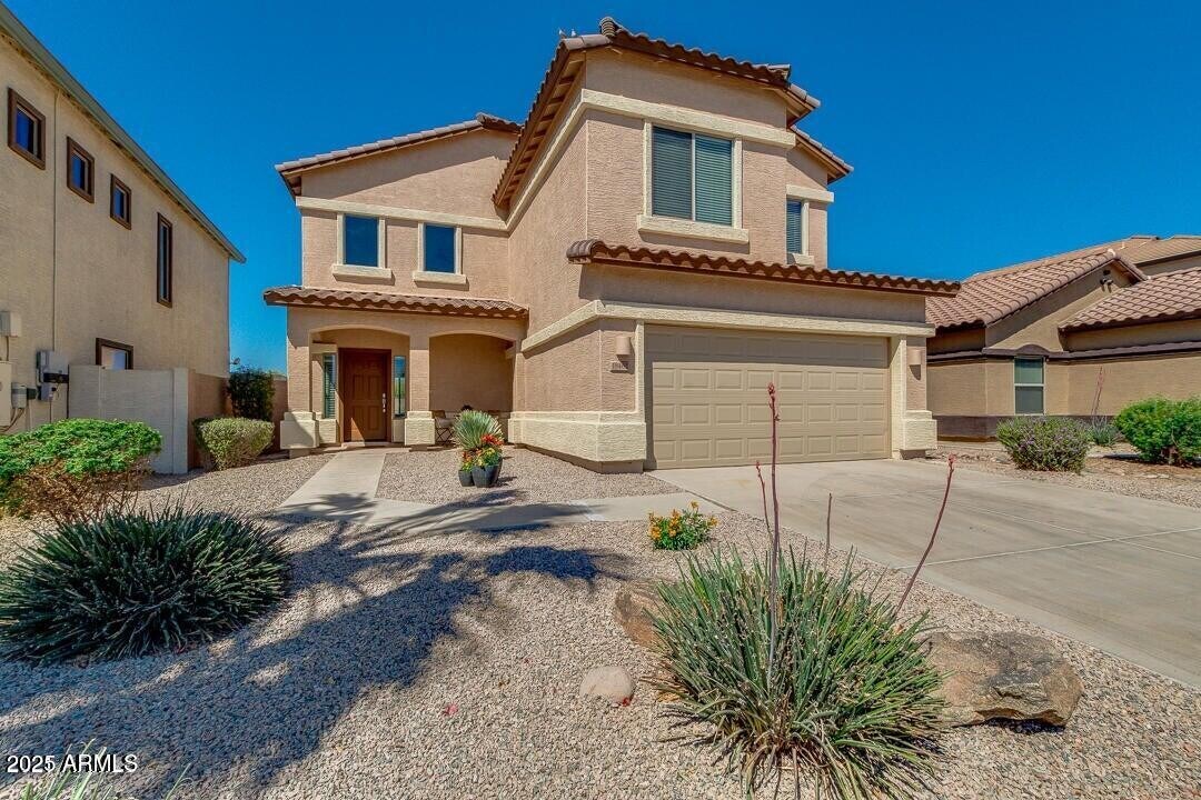 18462 N Jameson Dr in Maricopa, AZ - Building Photo