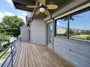 18309 Sandy Cove Dr in Houston, TX - Building Photo - Building Photo