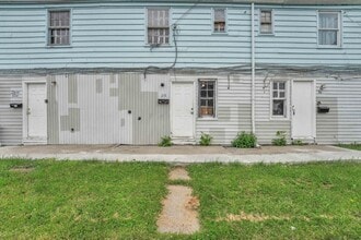 28 Blackmore St in Tonawanda, NY - Building Photo - Building Photo