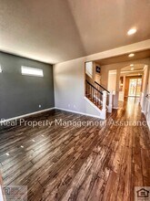 8790 SW Schmidt Loop in Tigard, OR - Building Photo - Building Photo