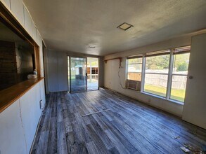 2220 SE 172nd Terrace in Silver Springs, FL - Building Photo - Building Photo