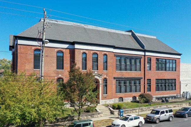 Five Twenty Virginia in Indianapolis, IN - Foto de edificio - Building Photo