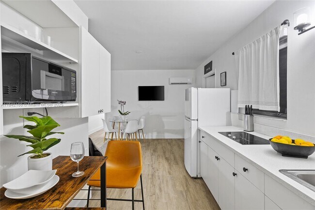 property at 2788 SW 33rd Ct