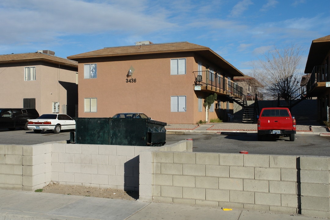 3436 Aristos Ave in North Las Vegas, NV - Foto de edificio