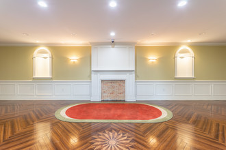 The Chatham in White Plains, NY - Building Photo - Lobby