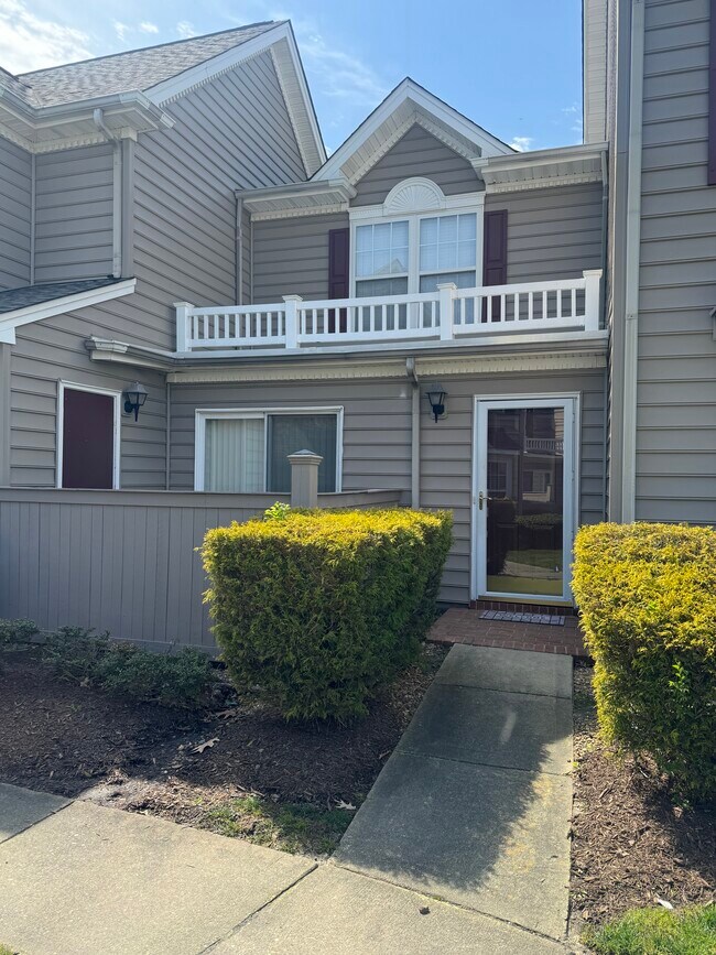 2311 Old Greenbrier Rd Rentals in Chesapeake, VA