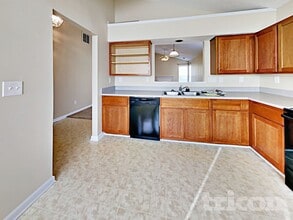 1118 Yorkdale Dr in Charlotte, NC - Building Photo - Building Photo