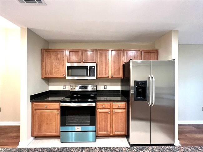 3040 Peachtree Rd NW in Atlanta, GA - Building Photo - Building Photo