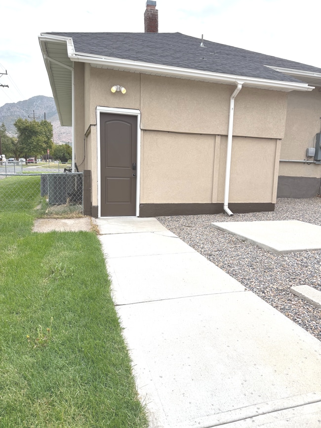 2205 Quincy Ave in Ogden, UT - Building Photo - Building Photo